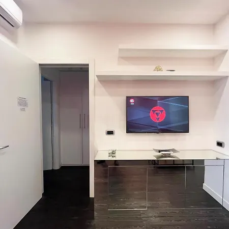 Apartment Elegante Bilocale Torre Pontina
